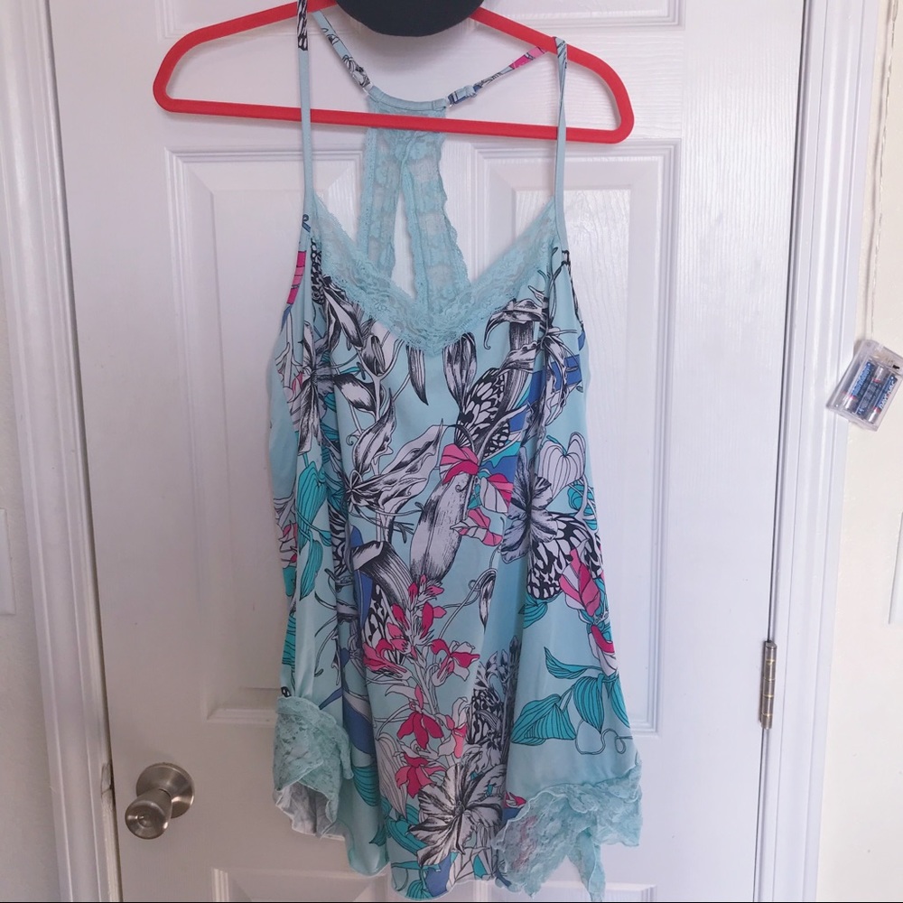 SECRET TREASURES Sleepwear Slip